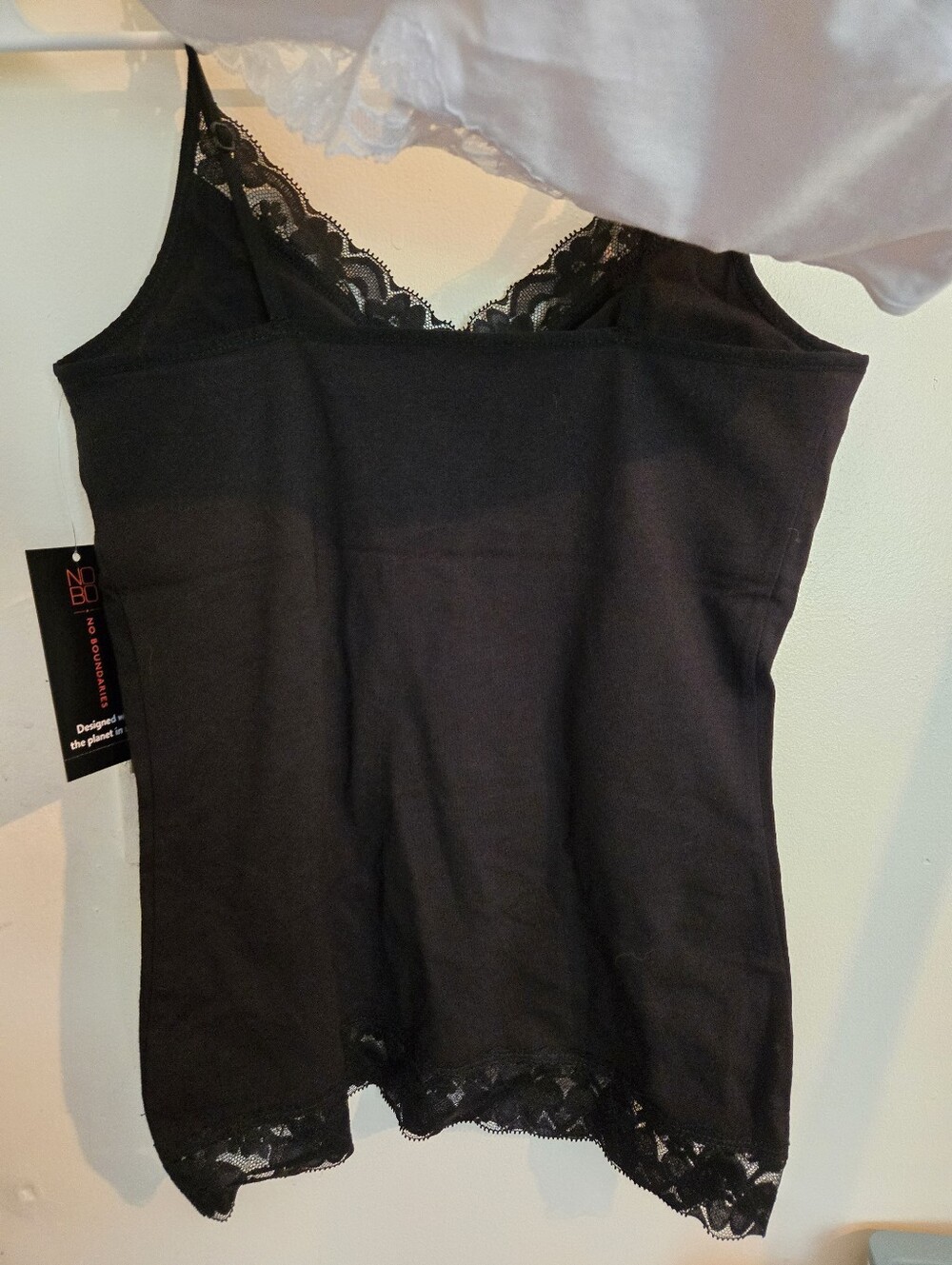 No Boundaries Black And White  Lace-Trim Cami Tank Tops, Sz M (7-9) NWT (2 Av) - Picture 7 of 10